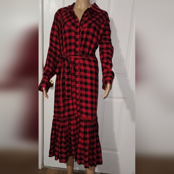 eleven march 11 Dresses & Skirts - Eleven By March 11 Plaid Red and Black Women's Dress